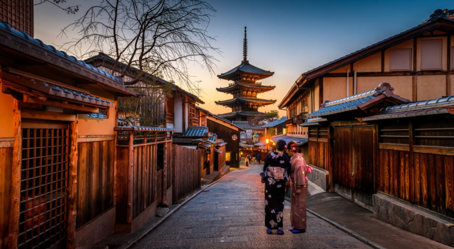 Kioto restringe el acceso a Gion, el distrito de las geishas